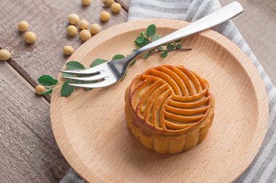 地多寶提前祝中秋快樂，心情舒暢！     